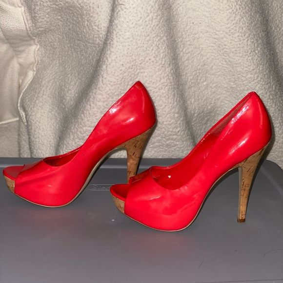COPY - Jessica Simpson Pumps - Picture 2 of 11